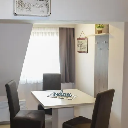 公寓 Milmari Idila *