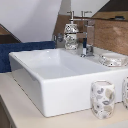 公寓 Milmari Idila