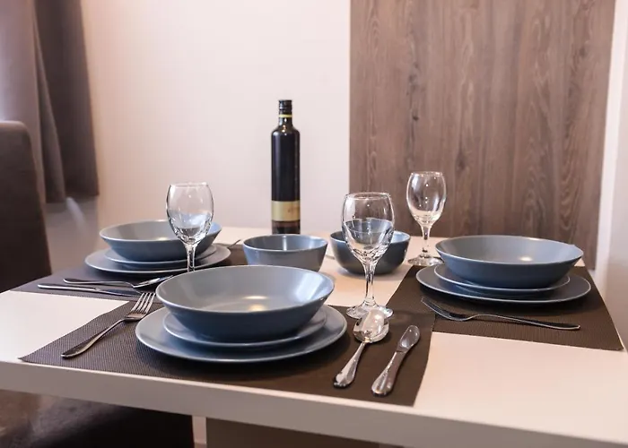 Апартаменты Milmari Idila *